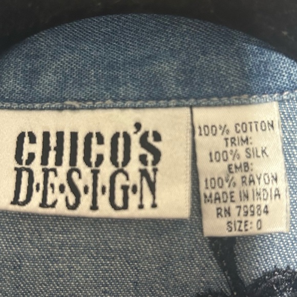 Chico's Embroidered Floral Vintage Denim Jacket Size Small - Picture 8 of 8